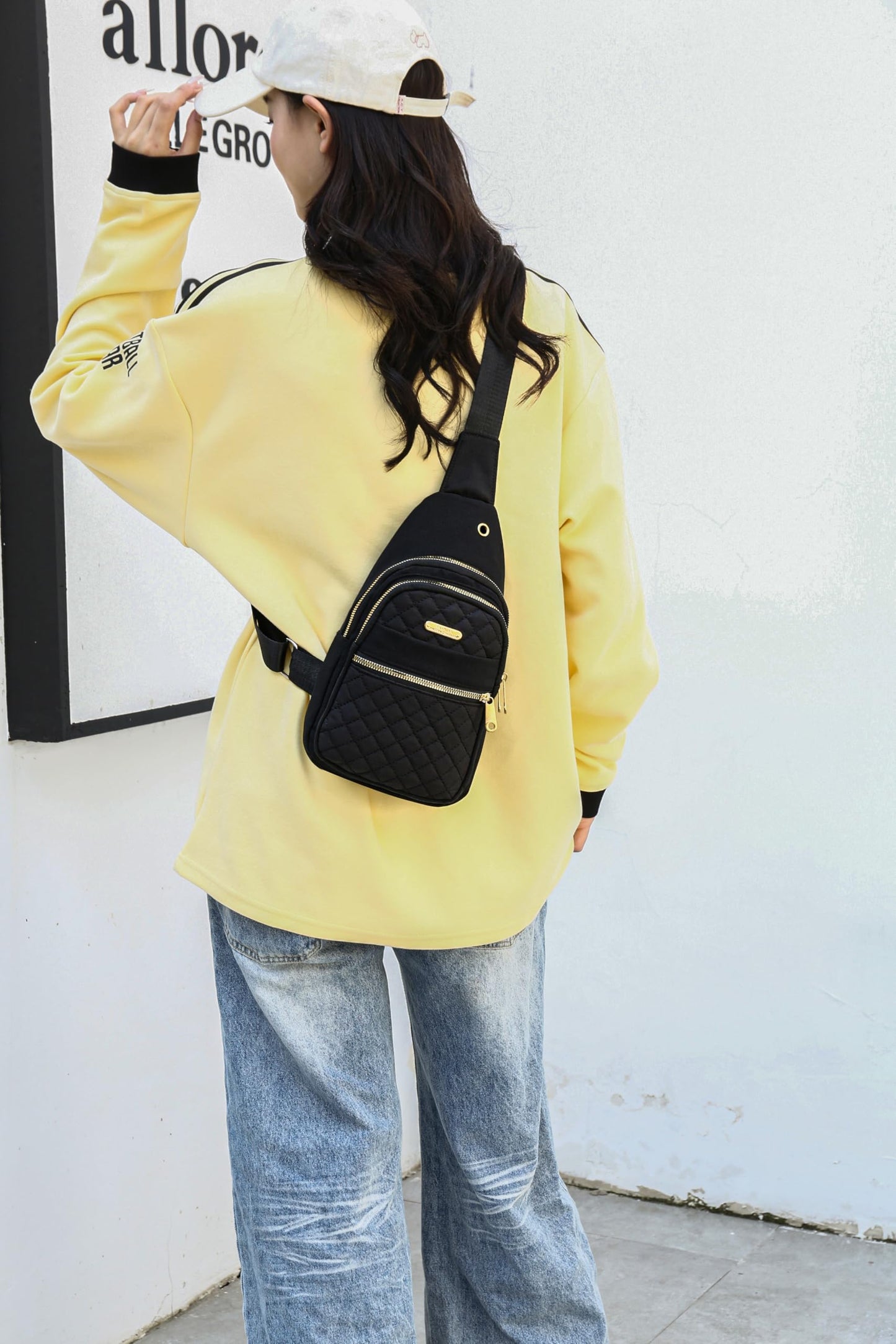Small Sling Bag For Women Men Casual Crossbody Sling Backpack